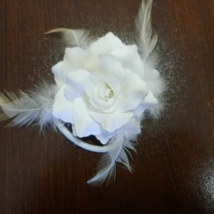 резинка д волос, белая роза,D6 см РЕ-180